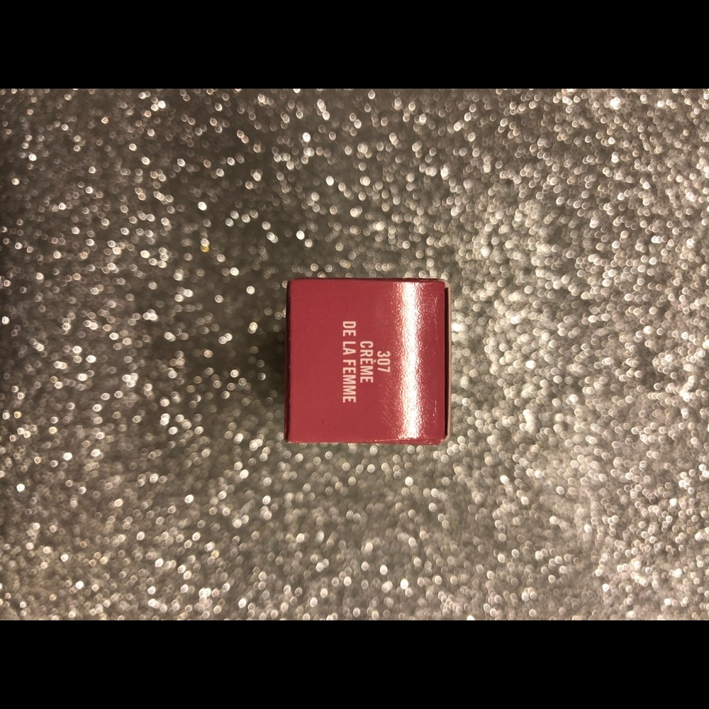 BNIB! MAC Frost Lipstick 💄 in Creme de la Femme - Picture 4 of 6